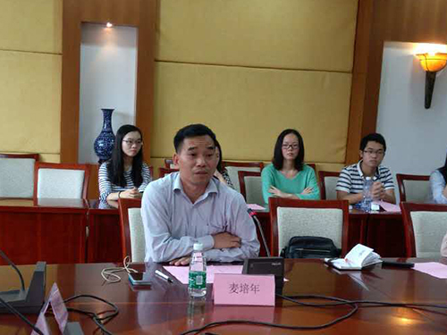 太阳成集团思科公司党委副书记麦培年发言